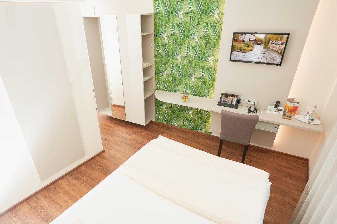 Stadthotel Engel Ettlingen Luaran gambar
