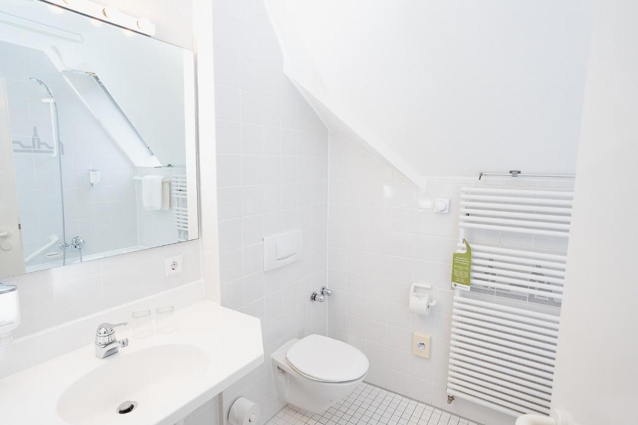 Stadthotel Engel Ettlingen Luaran gambar