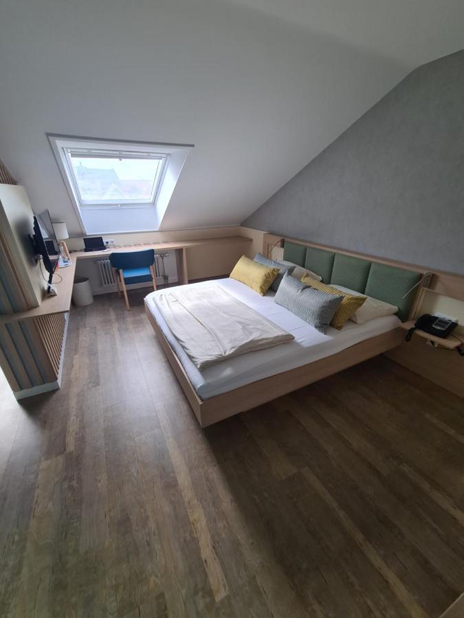 Stadthotel Engel Ettlingen Luaran gambar