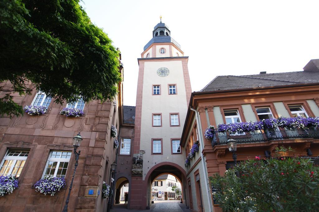 Stadthotel Engel Ettlingen Luaran gambar