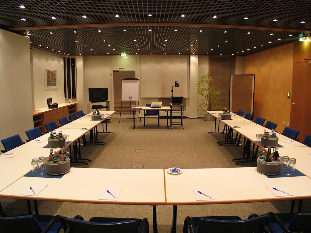 Stadthotel Engel Ettlingen Luaran gambar