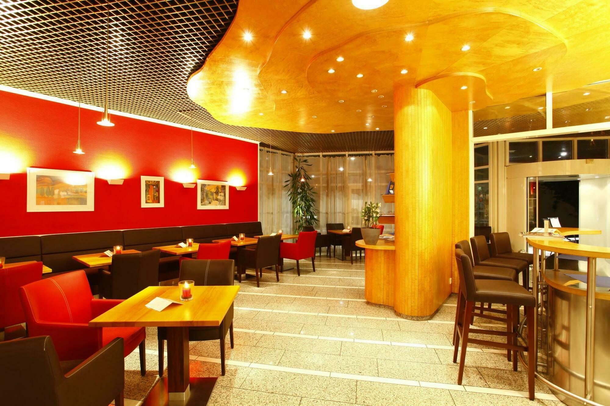 Stadthotel Engel Ettlingen Luaran gambar