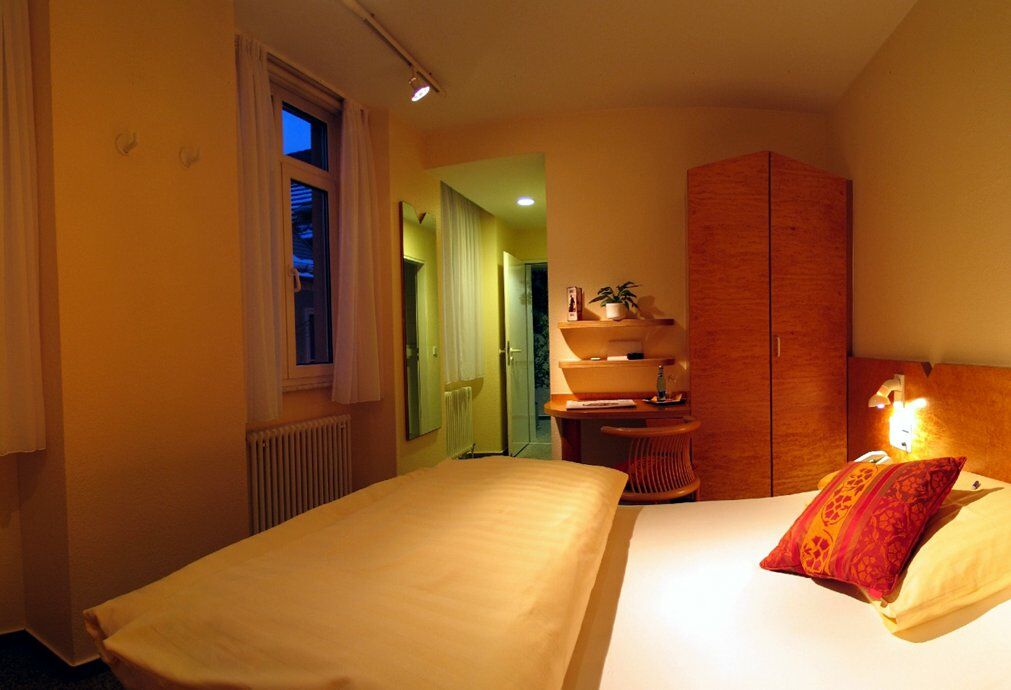 Stadthotel Engel Ettlingen Luaran gambar